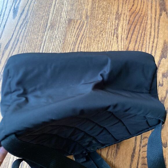 Adidas Women’s Small Backpack Nylon Woven Zipper Pockets Mesh Adjustable Strap - Picture 5 of 8